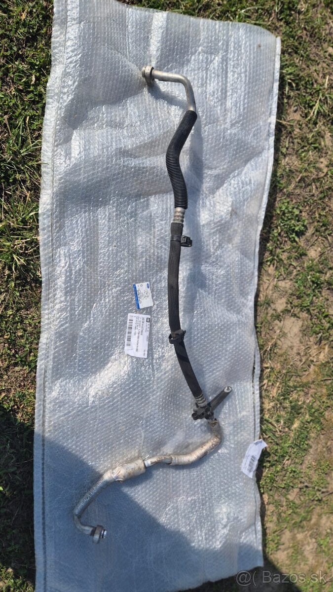 Predám hadicu klimatizácie na Ford Transit - 2