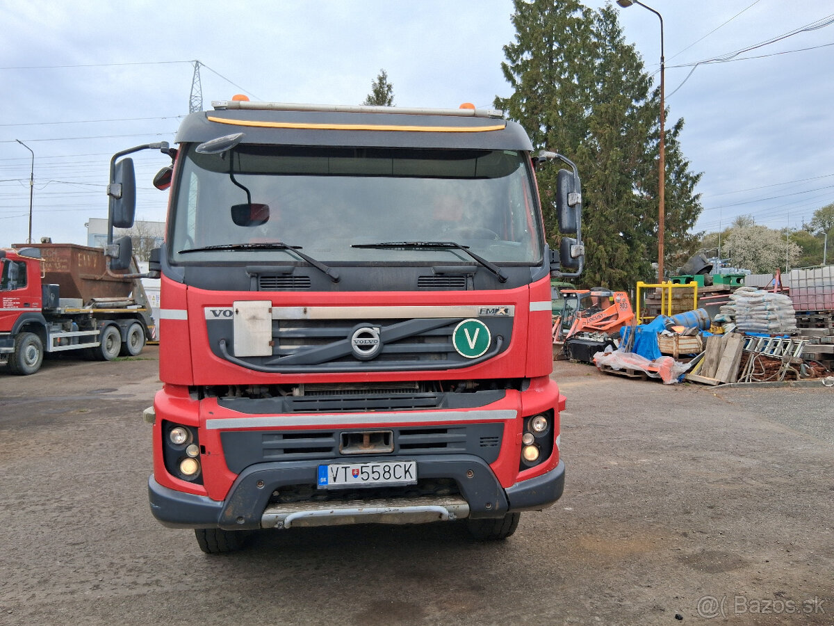VOLVO FM Hákový nosič kontajnerov 6x6 - 2