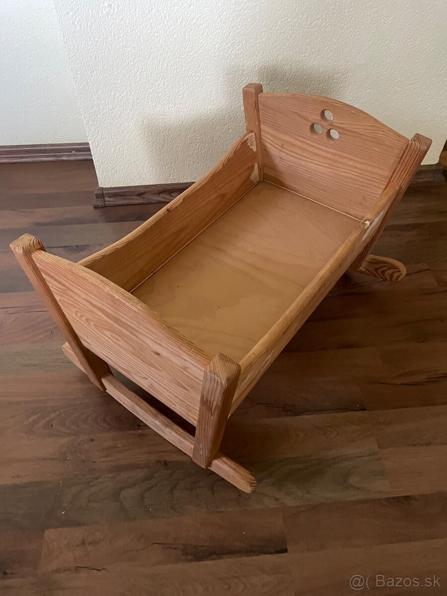 Drevená kolíska pre babiku - 2