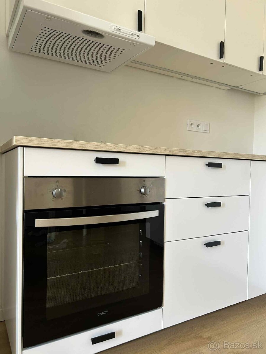 Kuchynská linka - 2