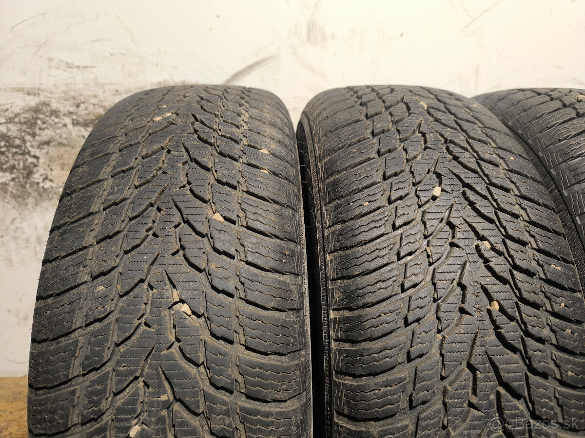 205/70 R15 Zimné pneumatiky Nokian Snowroof 4 kusy - 2