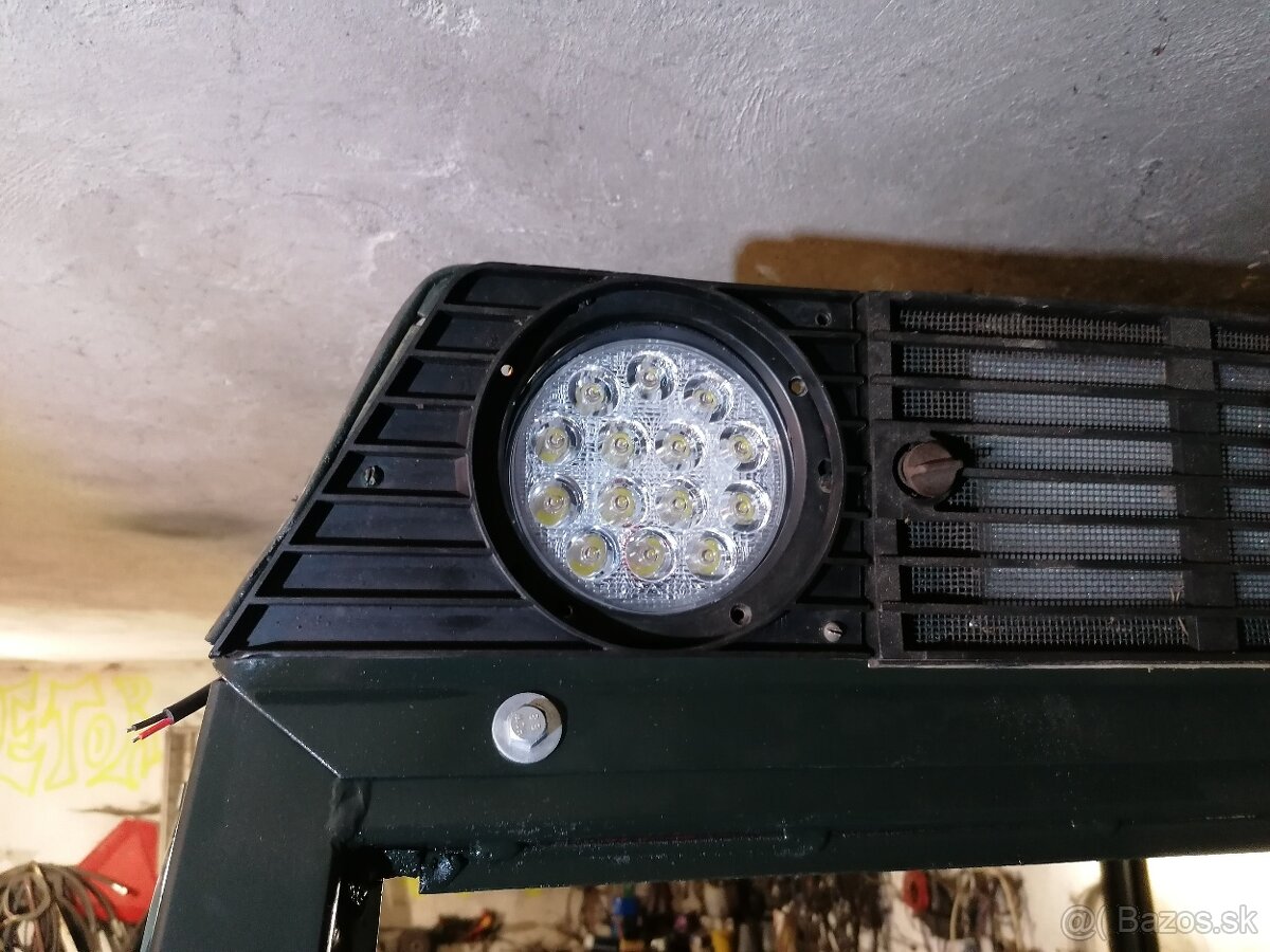 Predám led pracovné svetlá vhodná na kabínu zetor - 2