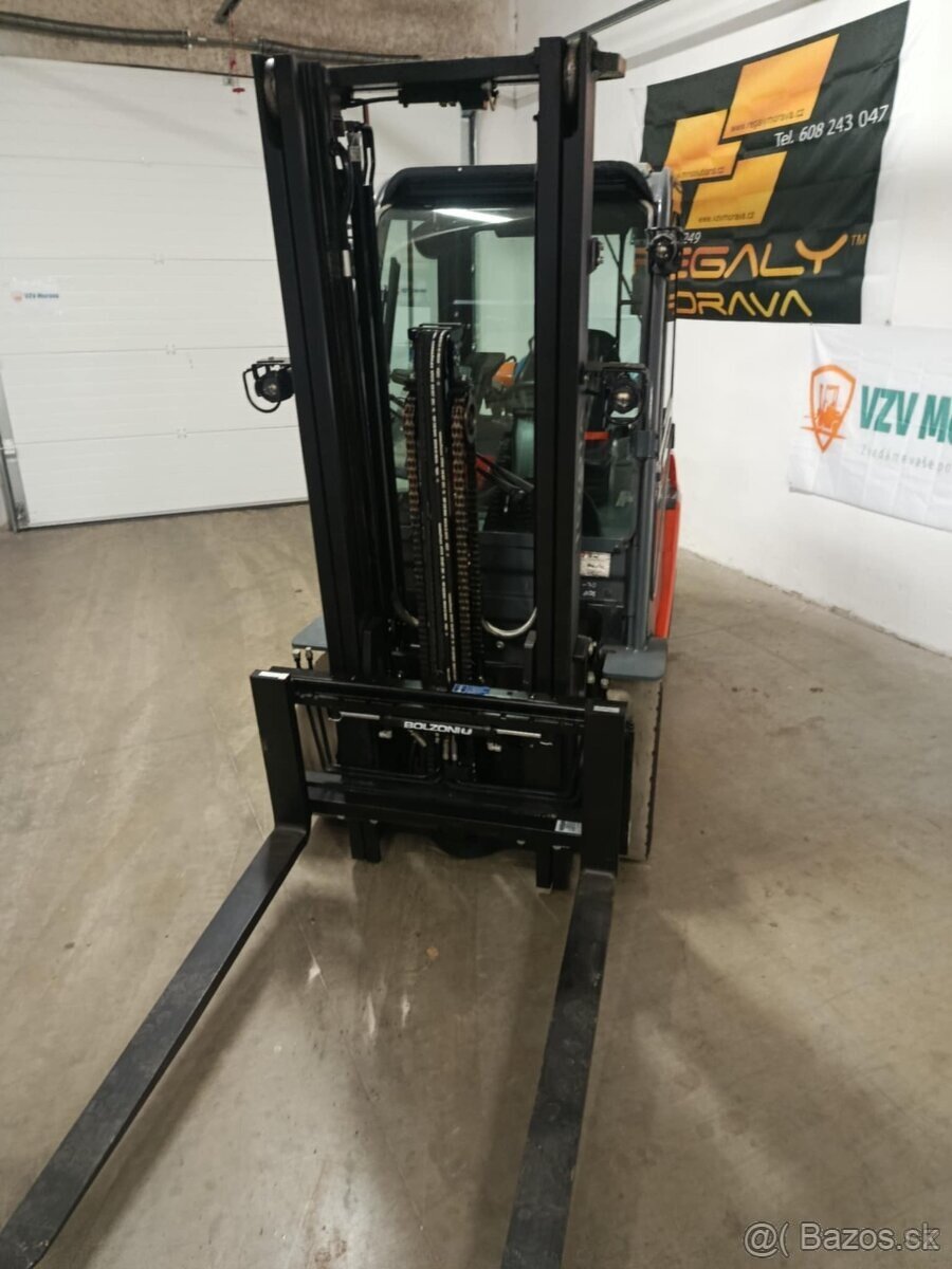 Čelni vysokozdvižný vozík Toyota 02-8FGF20 - 2