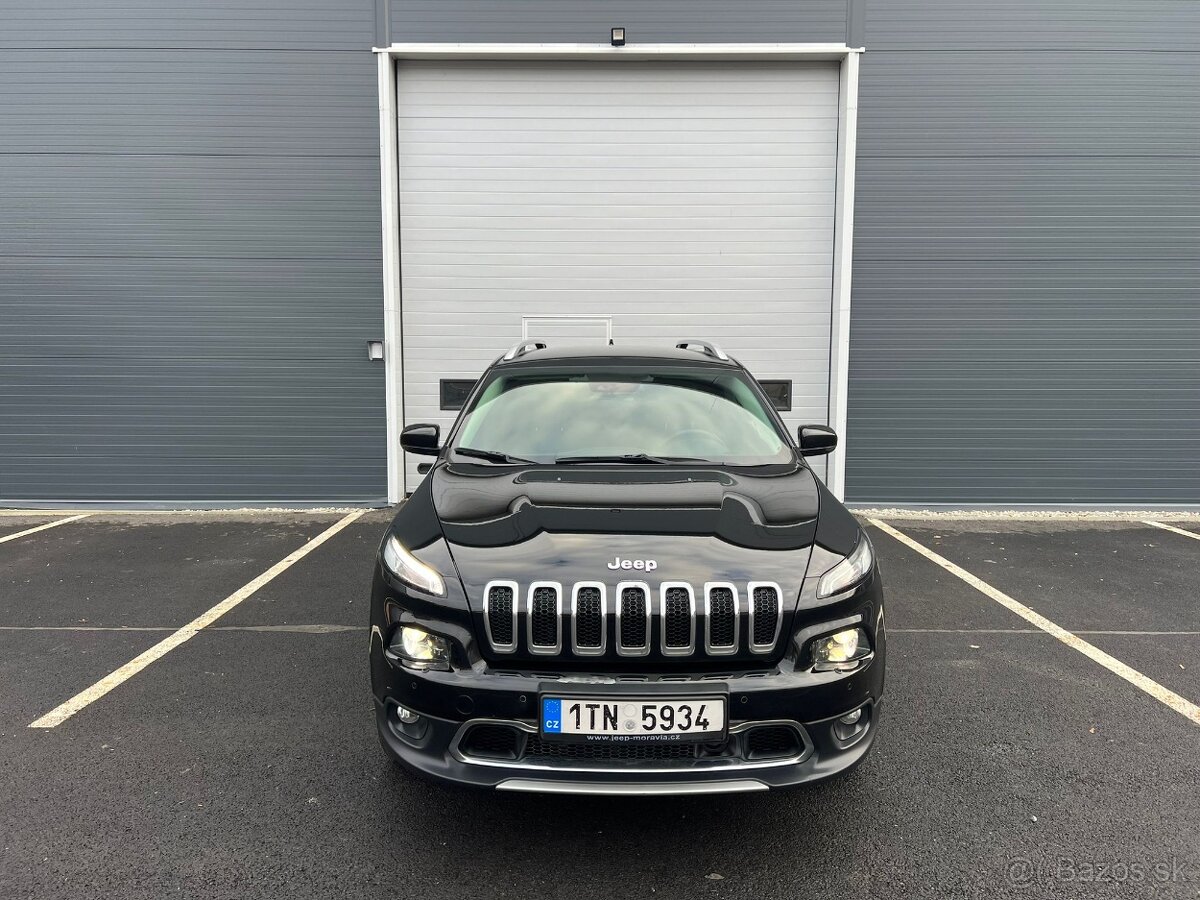 Jeep Cherokee 2.2 CRD 4x4, 88 000 km, ČR (Třinec) - 2