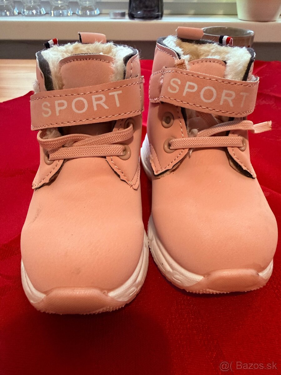 Dievcenske topanky - 2