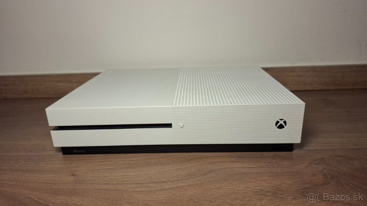 Xbox One S + 1x bezdrótový ovládač - 2