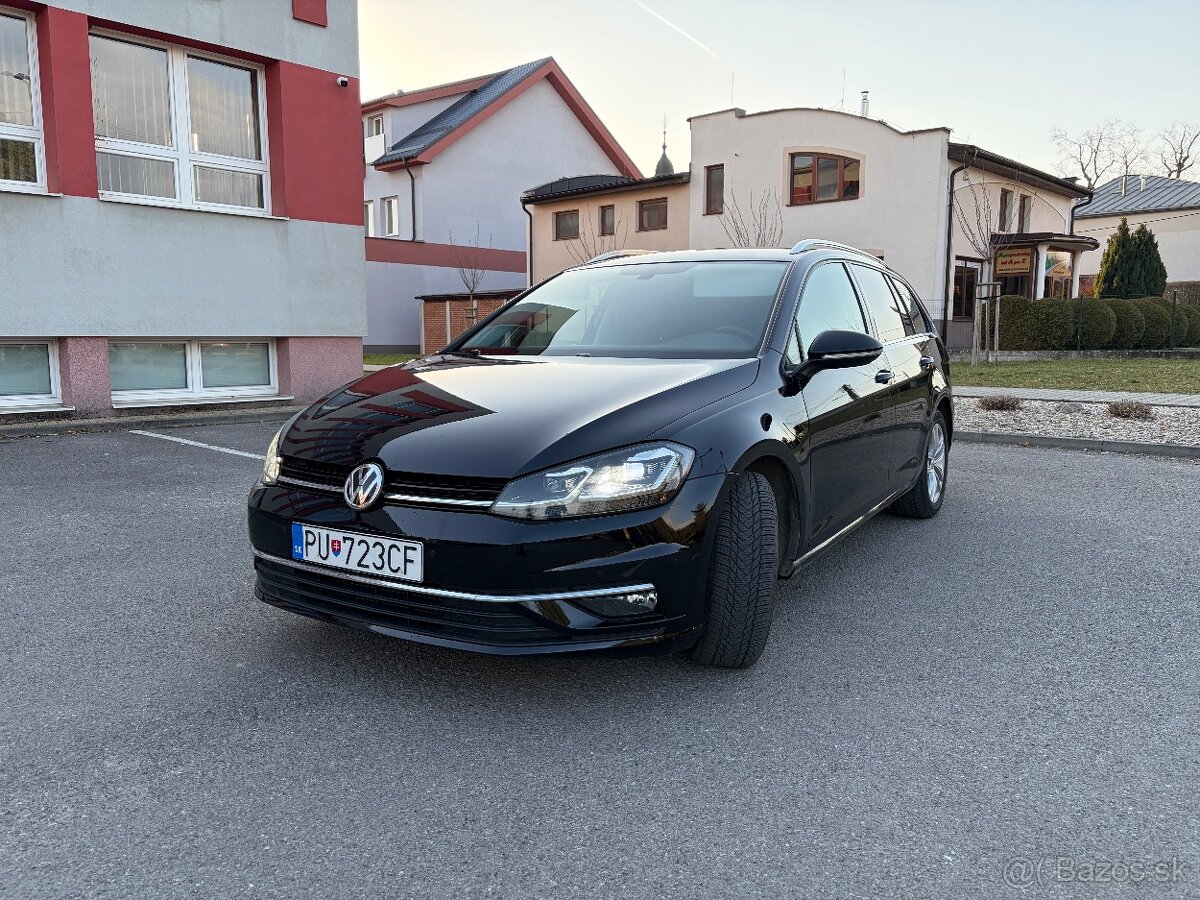 Volkswagen Golf - 2