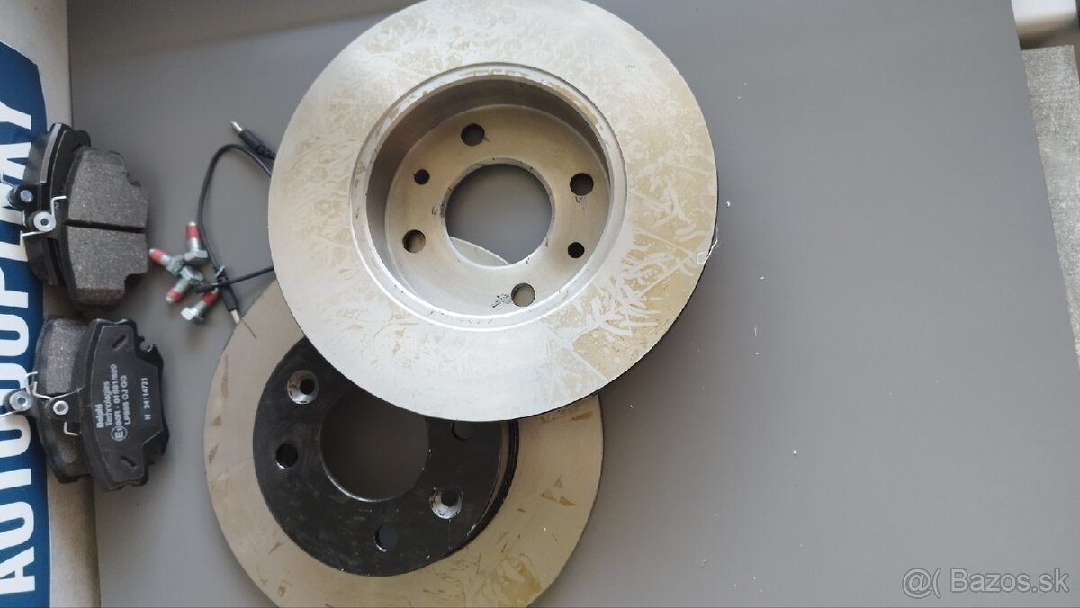 Predné brzdové kotúče Dacia Renault - 2