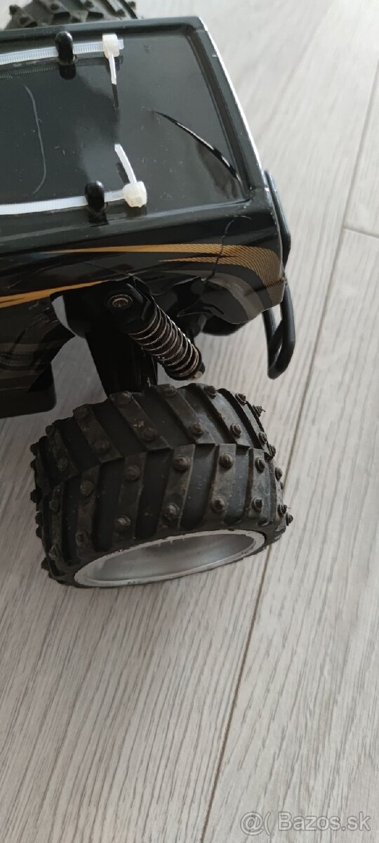 RC monster truck - 2