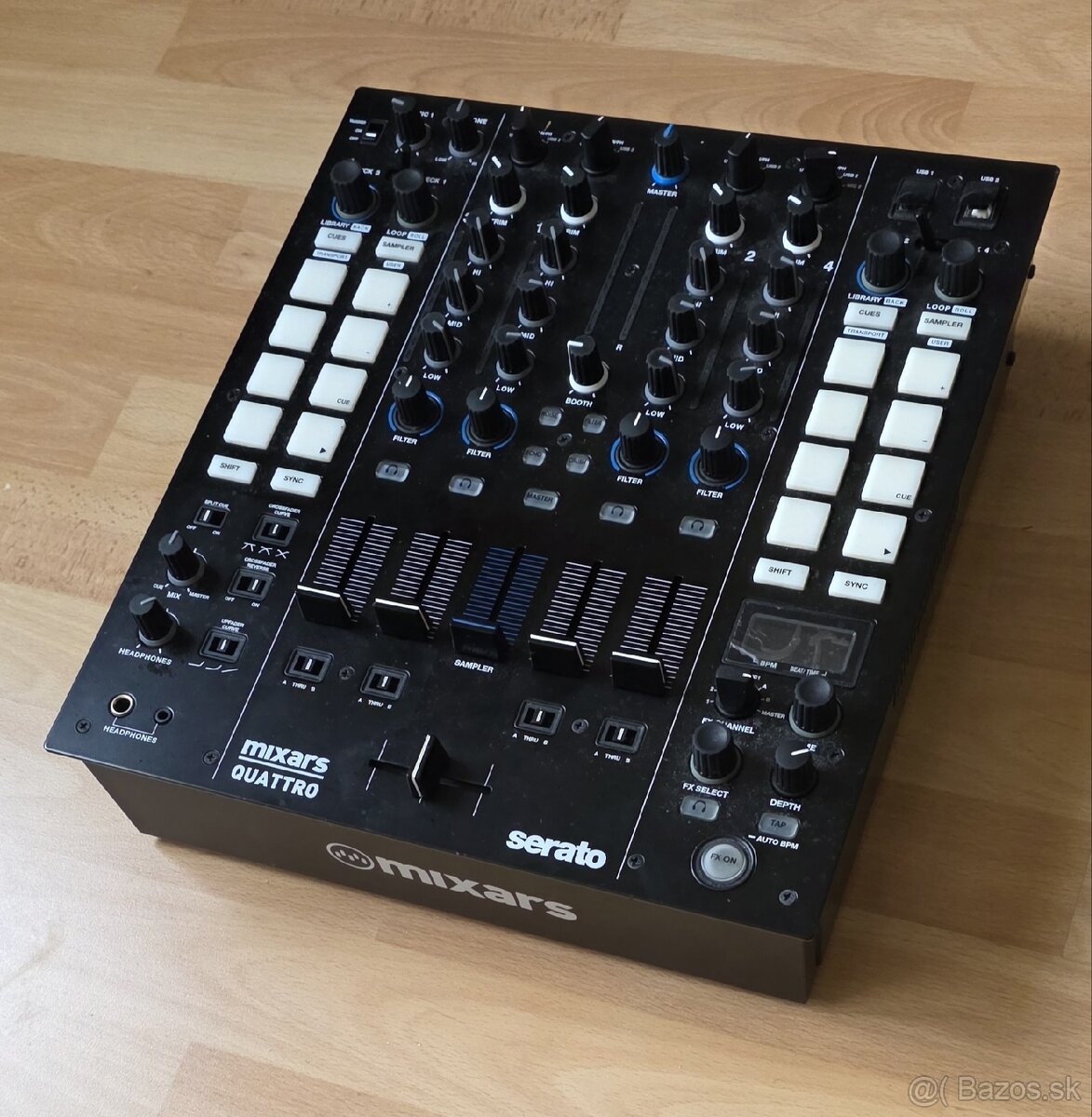 Predám mixpult Mixars Quatro s plnou podporou Serato DVS - 2