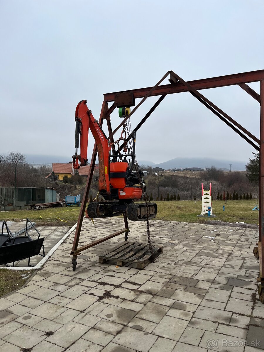 Portalovy Zeriav - 2