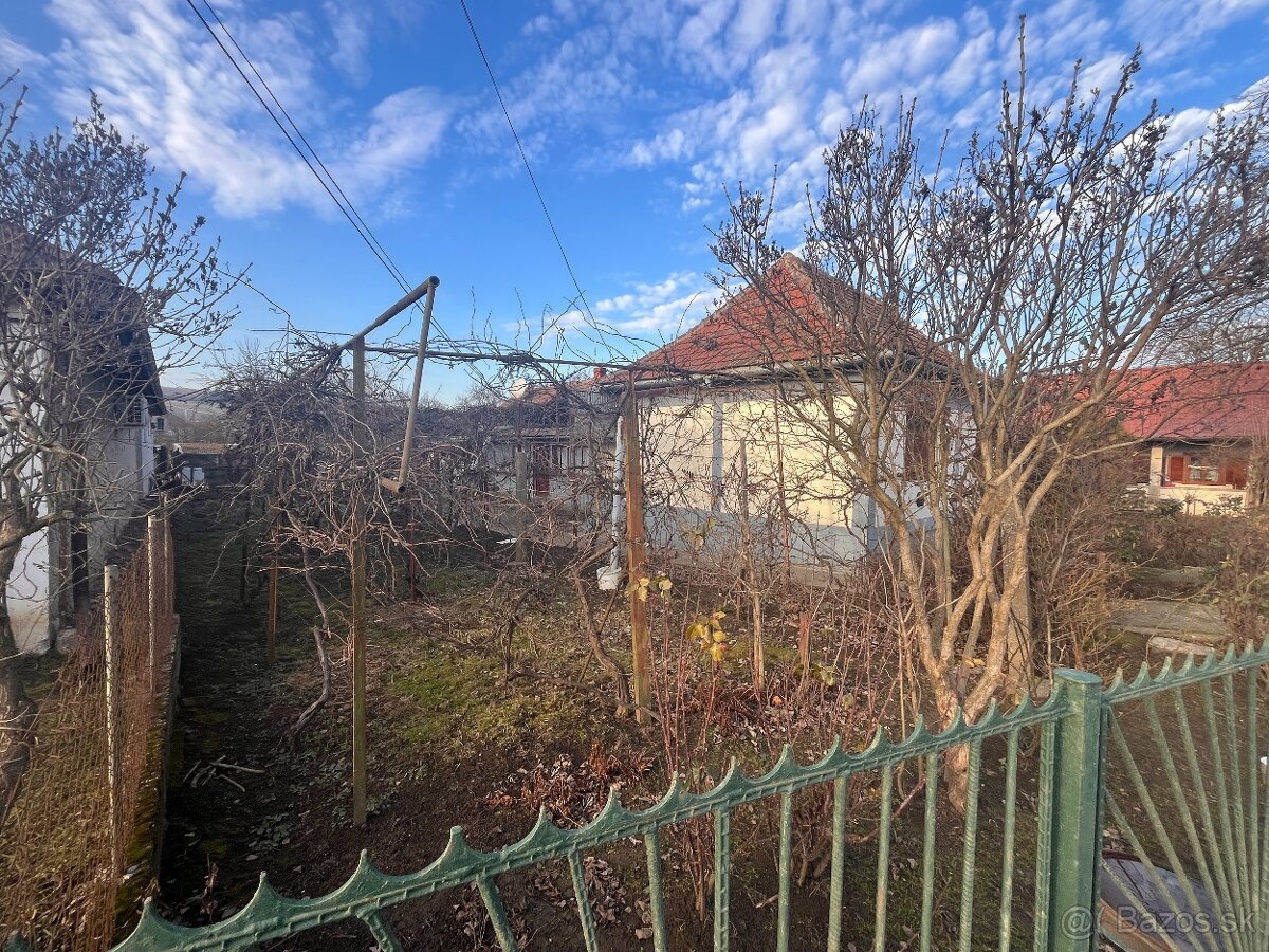 MAĎARSKO - TORNYOSNÉMETI - 3 IZBOVÝ RODINNÝ DOM SO ZÁHRADOU - 2