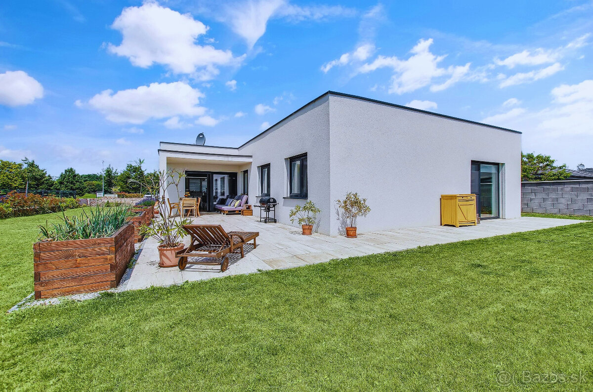 Slnečný RD s výhľadom na greeny v Residencii - 2