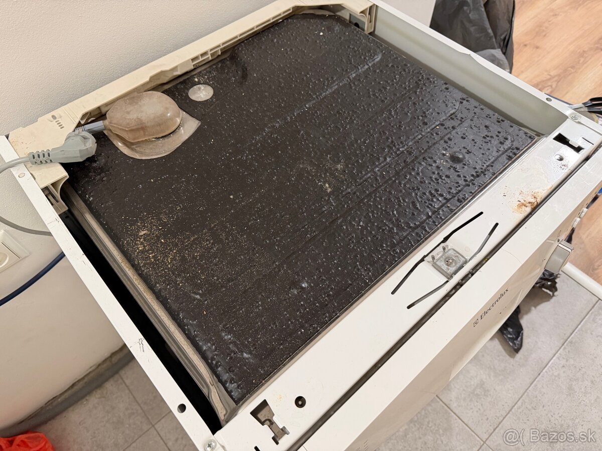 Electrolux umývačka riadu - 2