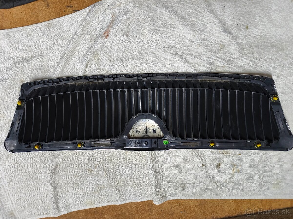 Skoda octavia 2 maska kapoty - 2