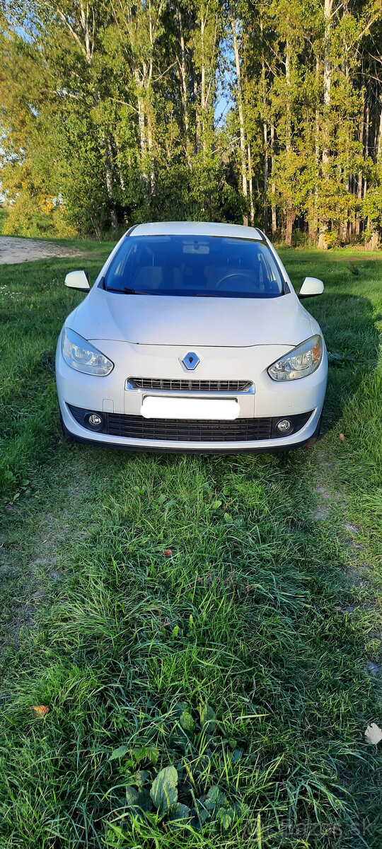 Predám Renault Fluence 1,6 benzín, ročník 2011 - 2