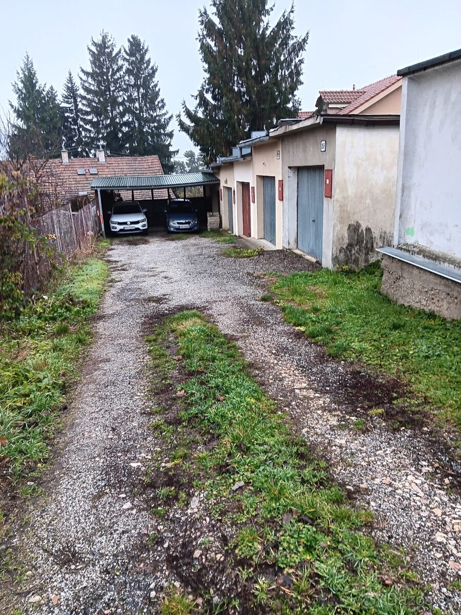 Prenájom garáže - Zobor - 2