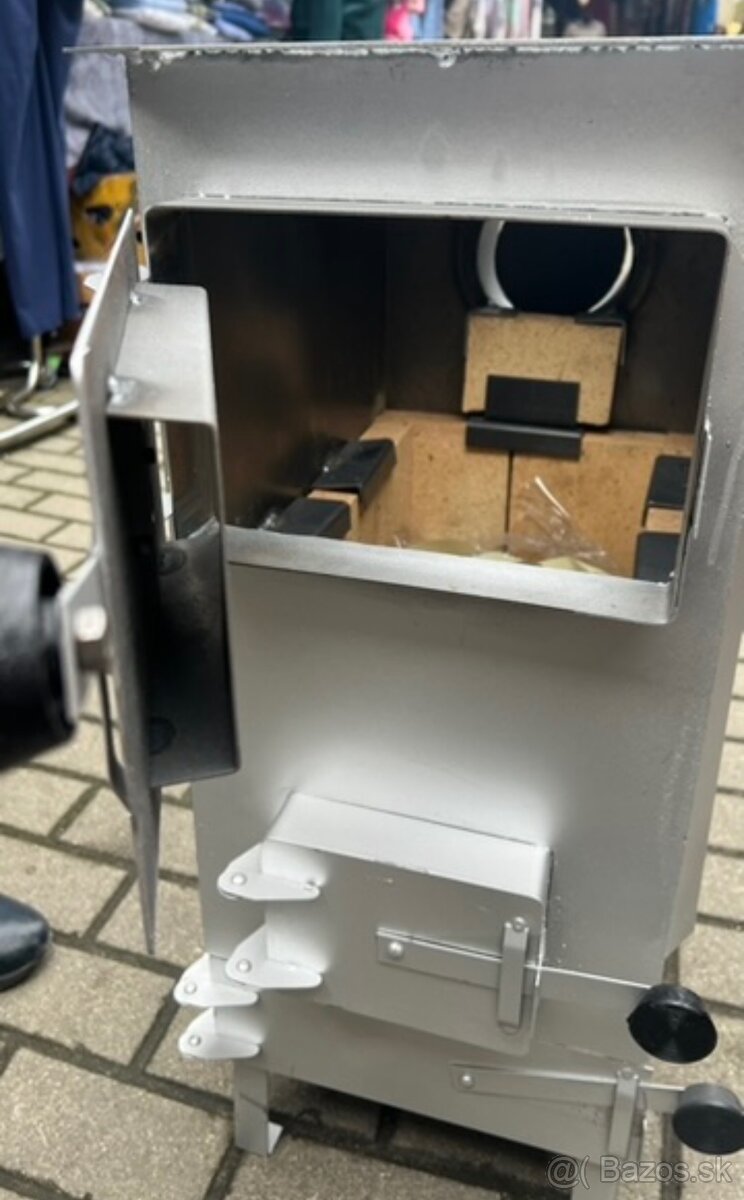 Piecka petrik na drevo 6kW šamot - 2