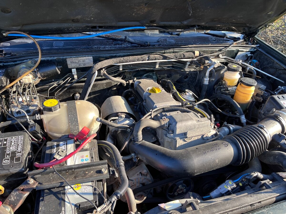 Opel Frontera 2.2 DTI – zdvihnutá, navijak, off-ro