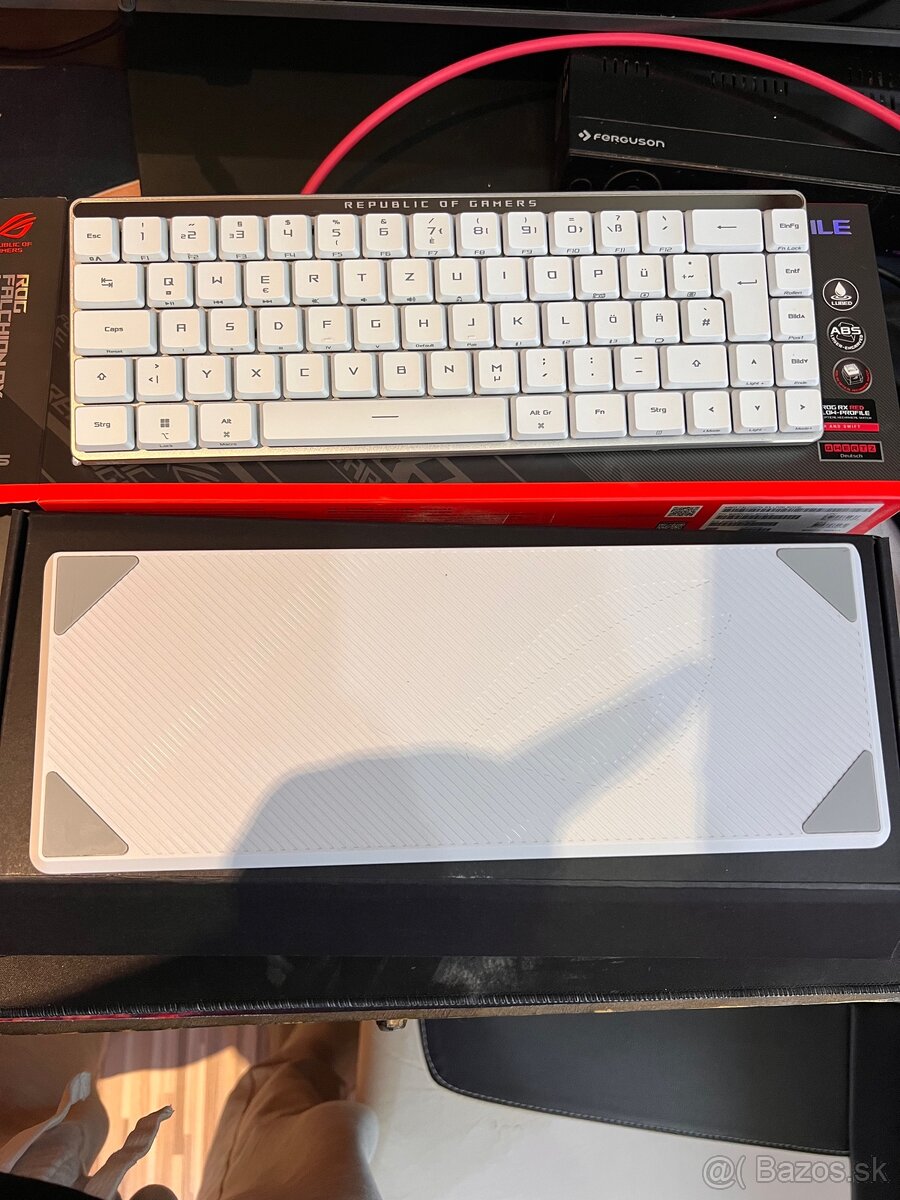 ASUS ROG Falchion RX Low Profile - 2