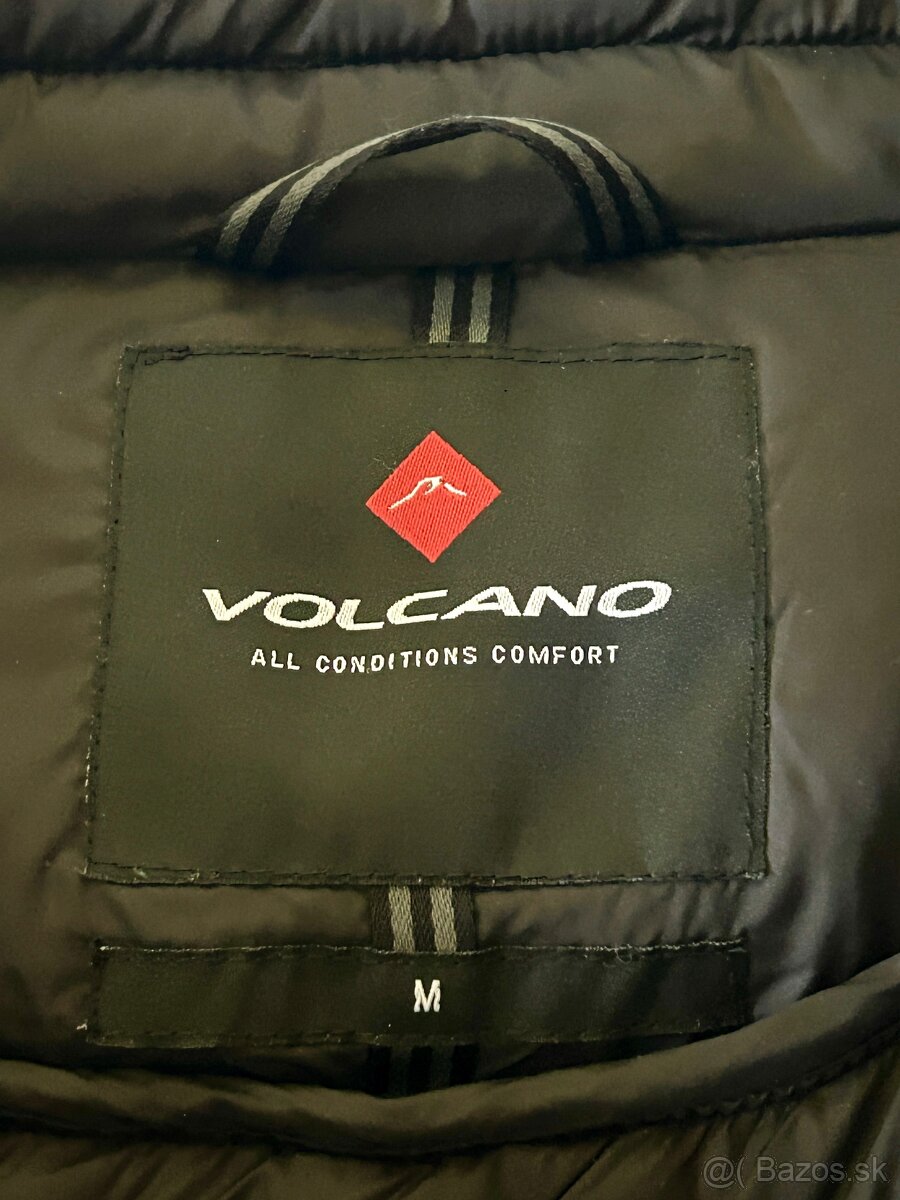 ŠPORTOVÁ VETROVKA zn.VOLCANO č.M - 2