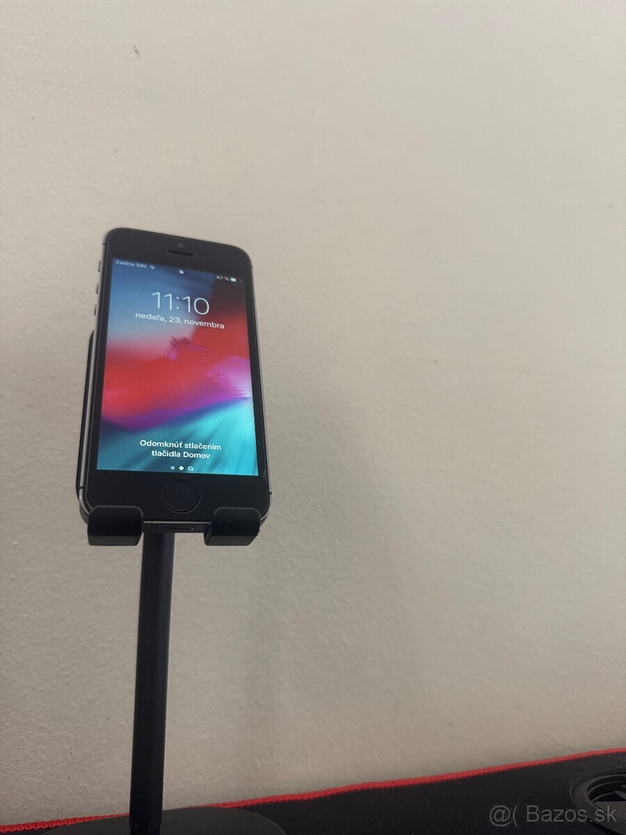 Apple iPhone 5S 16GB Space Gray - 2