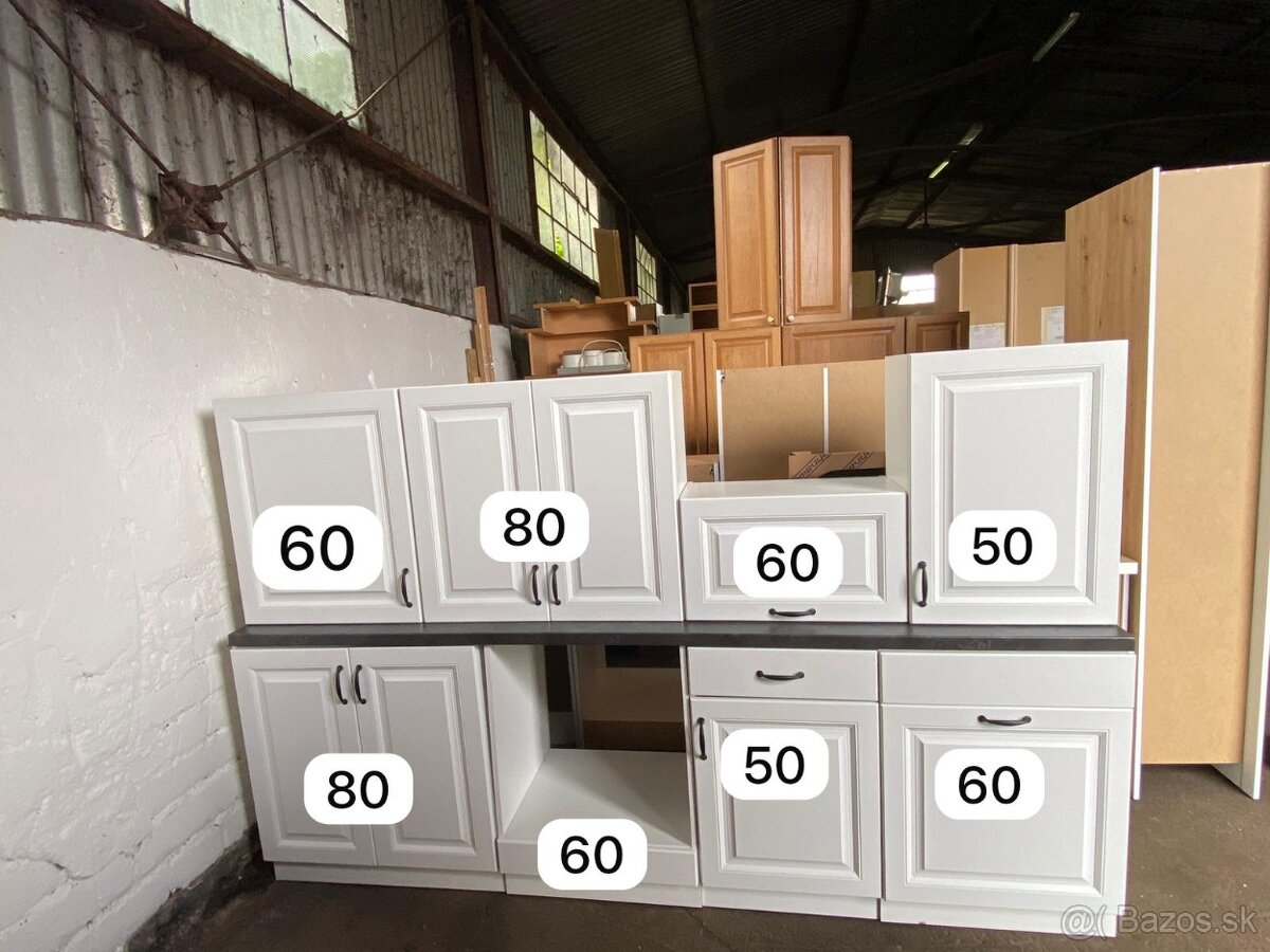 Moderná kuchynská linka bez spotrebičov - 2