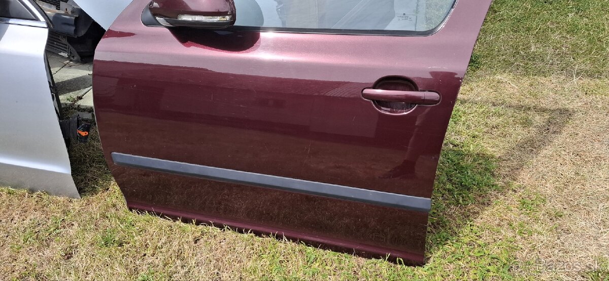 Predné ľavé dvere Škoda Octavia 2 9893 - 2