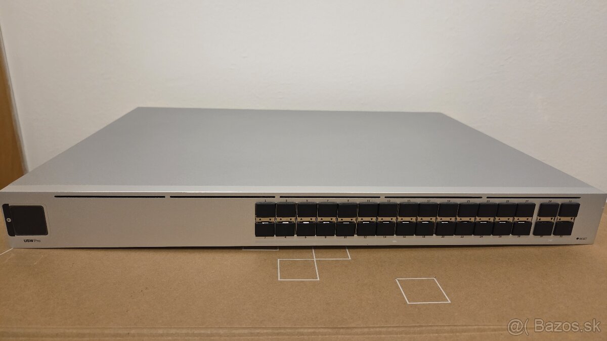 Ubiquiti UniFi Pro Aggregation Switch - 2