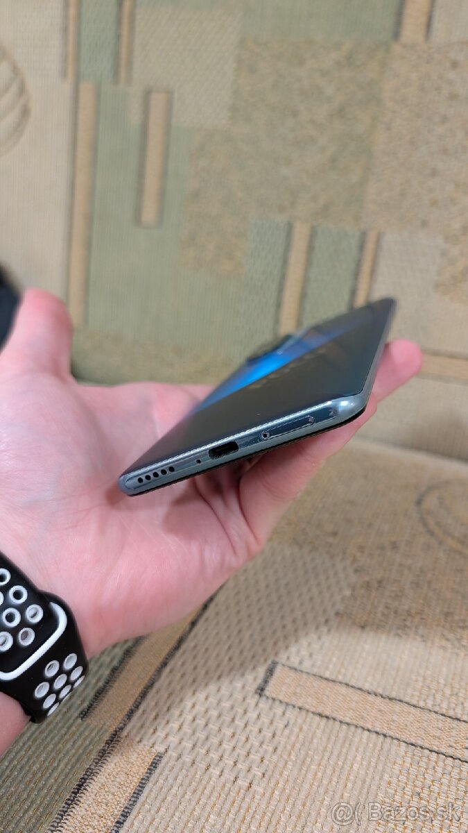 Predám Xiaomi Poco F3 6/128GB - 2