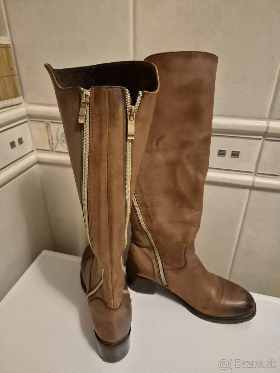 Predám dámske čižmy vel. 40 - 2