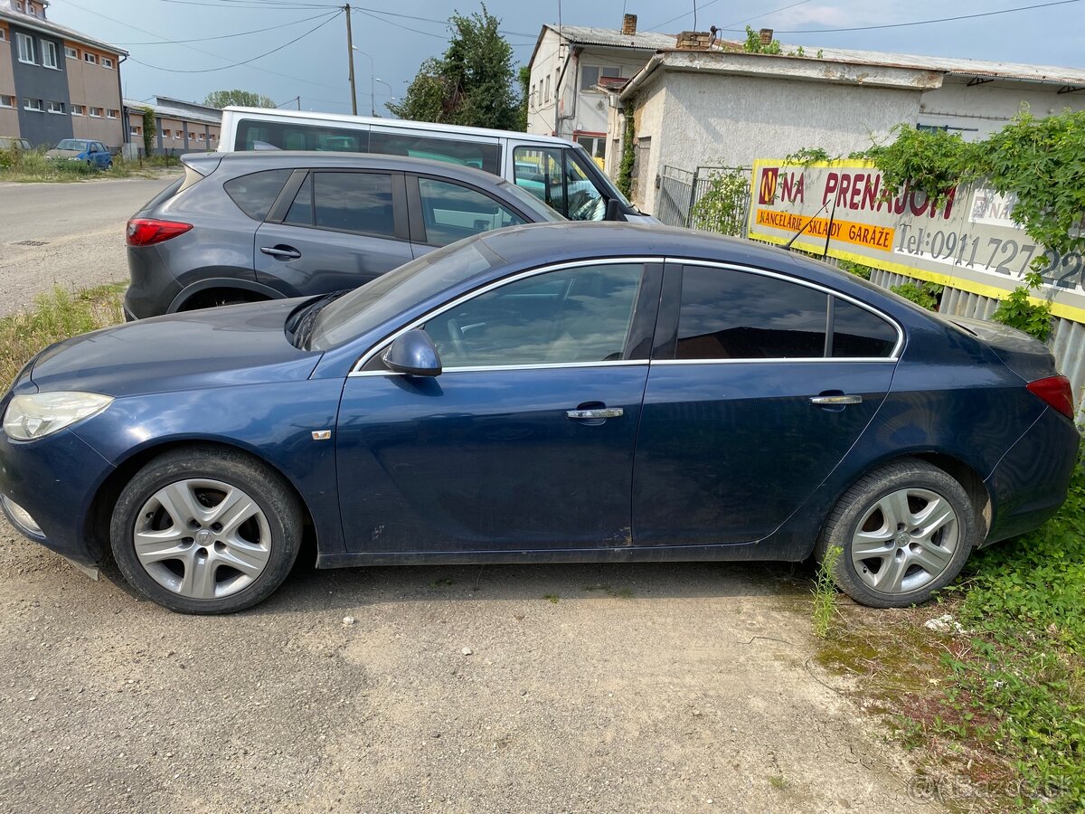 ROZPREDÁM Opel Insignia 2.0 CDTI 96kw - 2