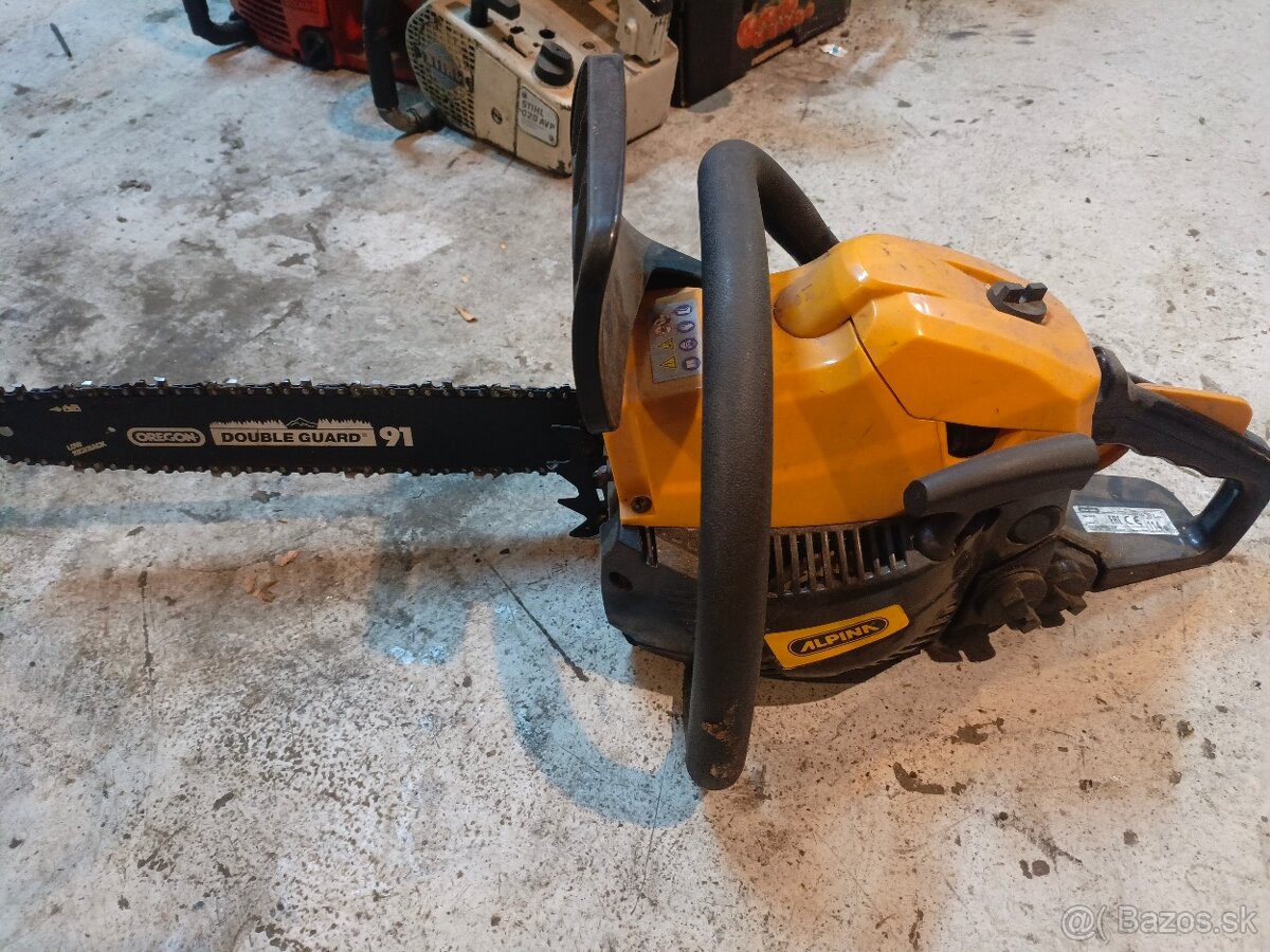 Motorová pila alpina. - 2