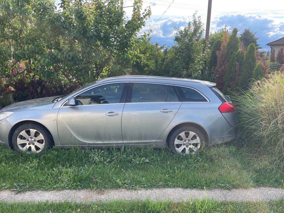 Predam Opel Insignia 2.0cdti 118kw - 2