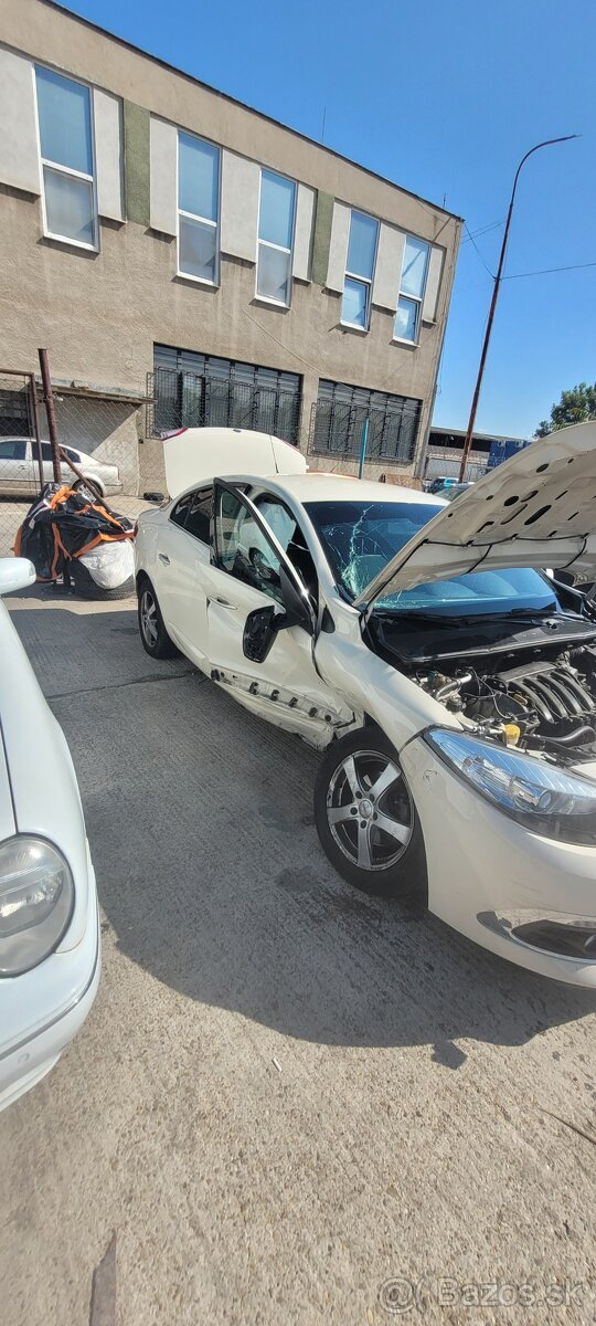 Predám auto po dopravnej nehode - 2