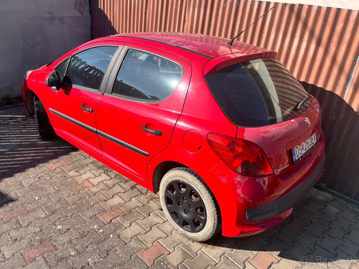 Peugeot 207 1,4i 2008 - 2
