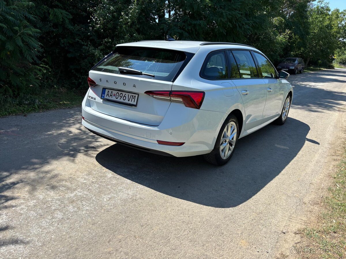 Škoda Octavia Combi 2.0 TDI Style DSG - 2