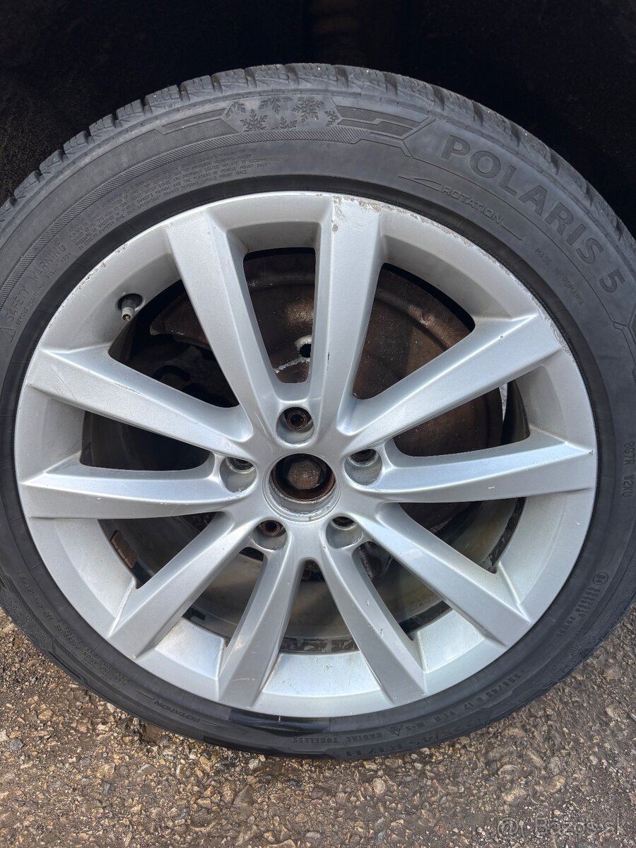 Elektróny 225/45 R17 - 2