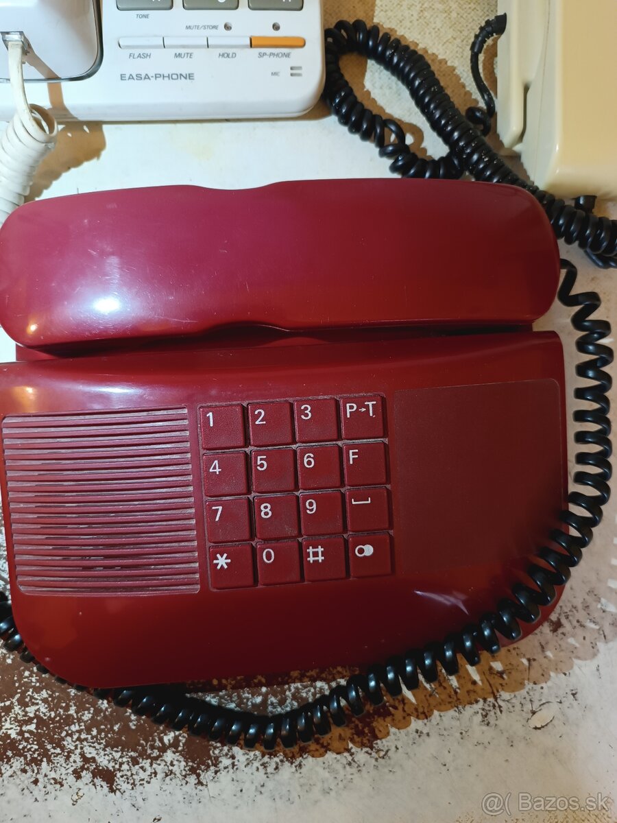 Retro telefóny Tesla Stropkov a Panasonic - 2