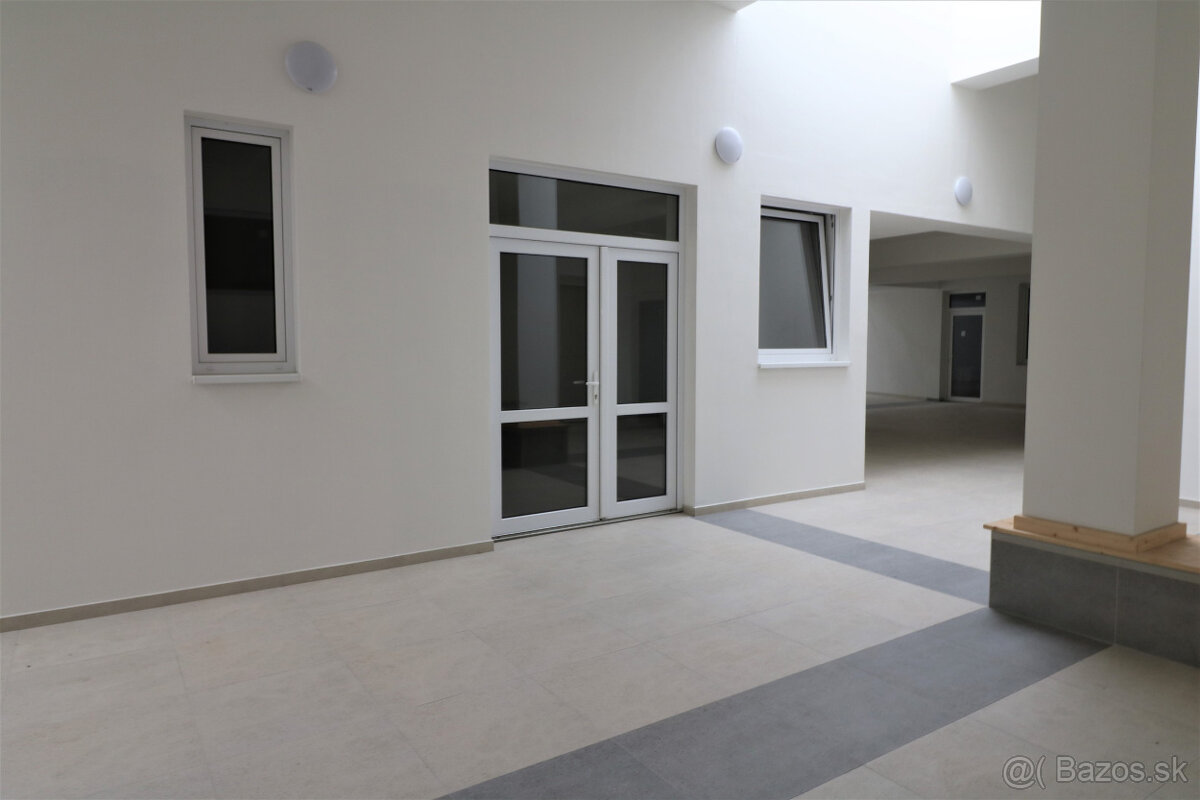 Prenájom priestoru 60 m2 na rôzne účely Bytčická ulica - 2