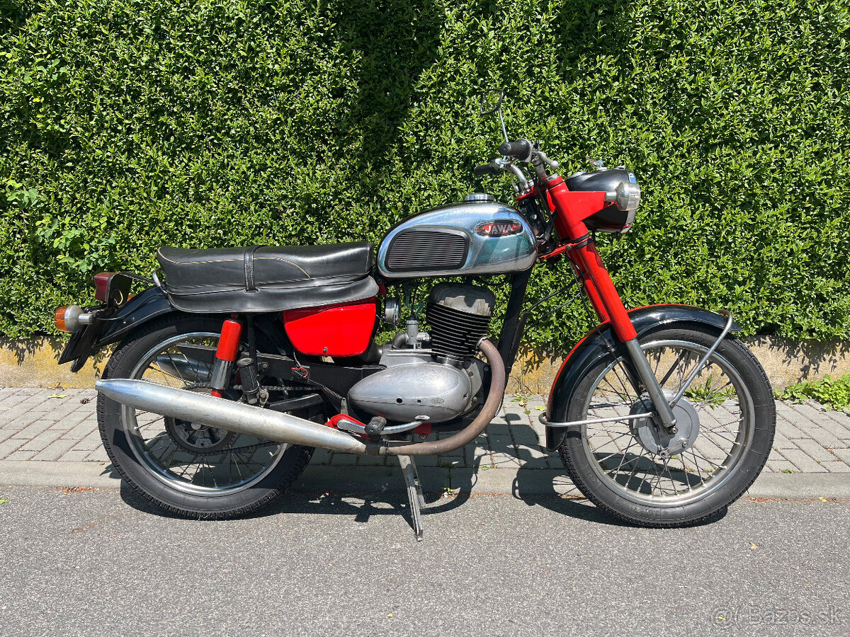 Jawa 250/590 Californian III - 2