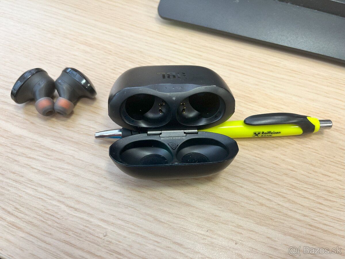 Predam bezdrotove sluchadla (True Wireless) znacky JBL Tune1 - 2