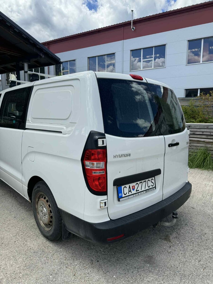 Hyundai H1 - 2
