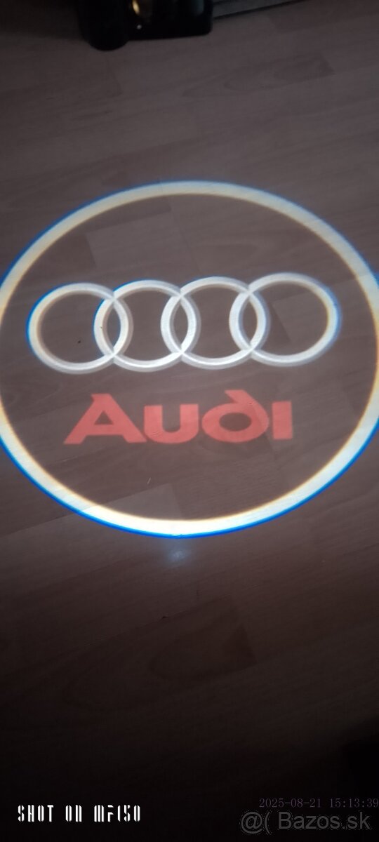 Led logo projektor w,audi a škoda. Montaz zdarma - 2