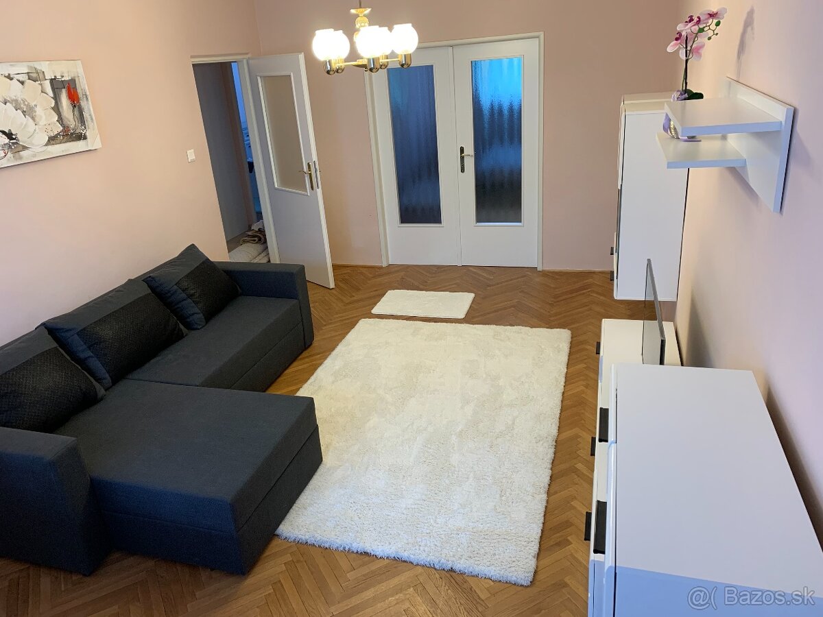 Prenájom 3- izbového bytu - 2