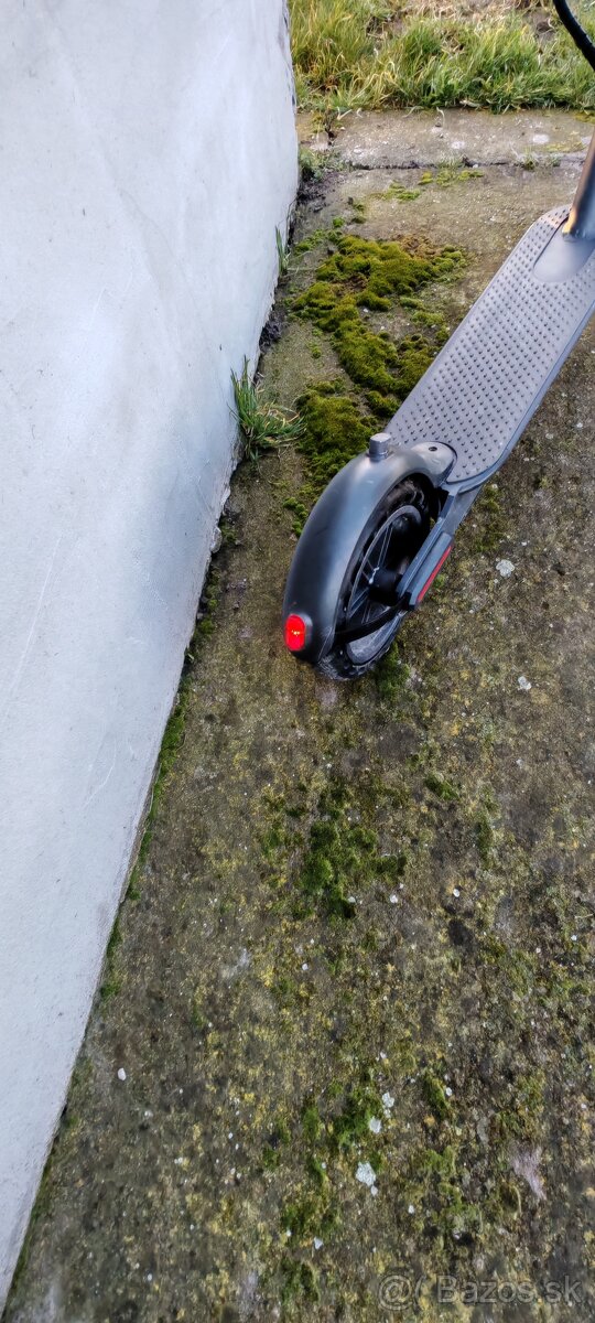 Elektrická kolobežka - 2