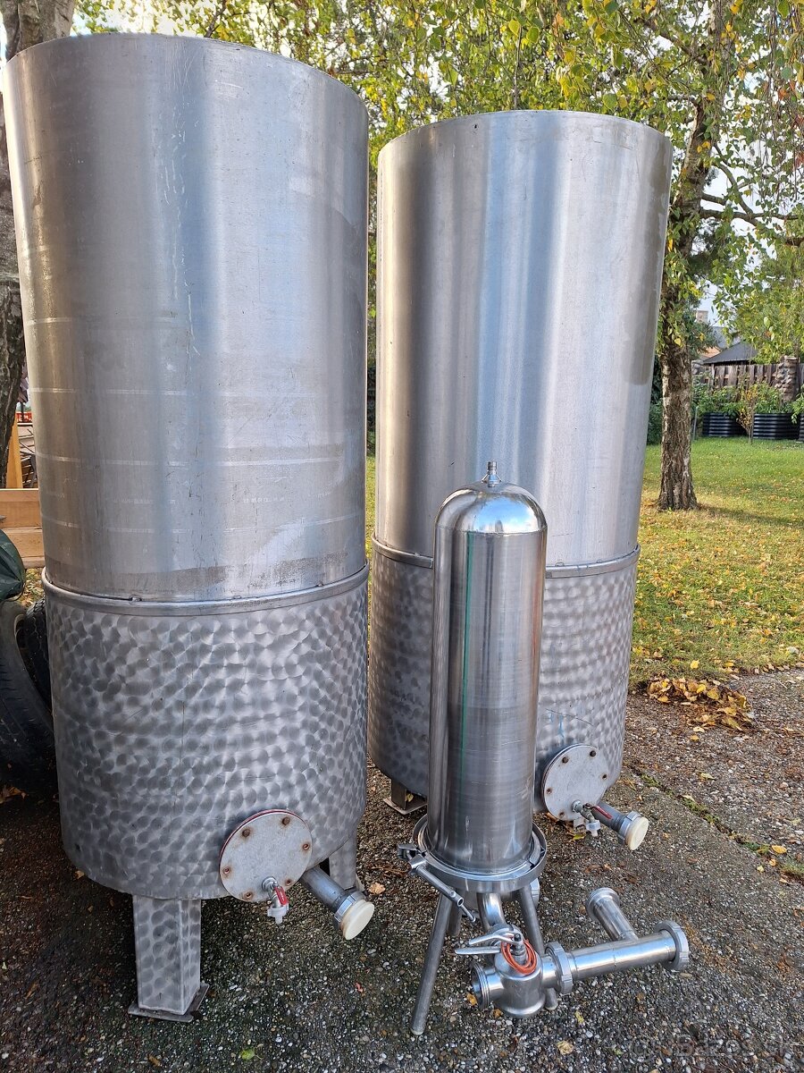 Nerezové nádrže - 2