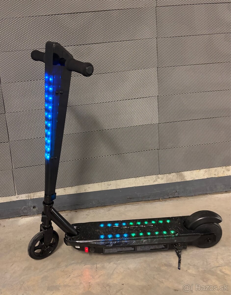 Elektricka kolobežka Razor Sonic Glow - 2