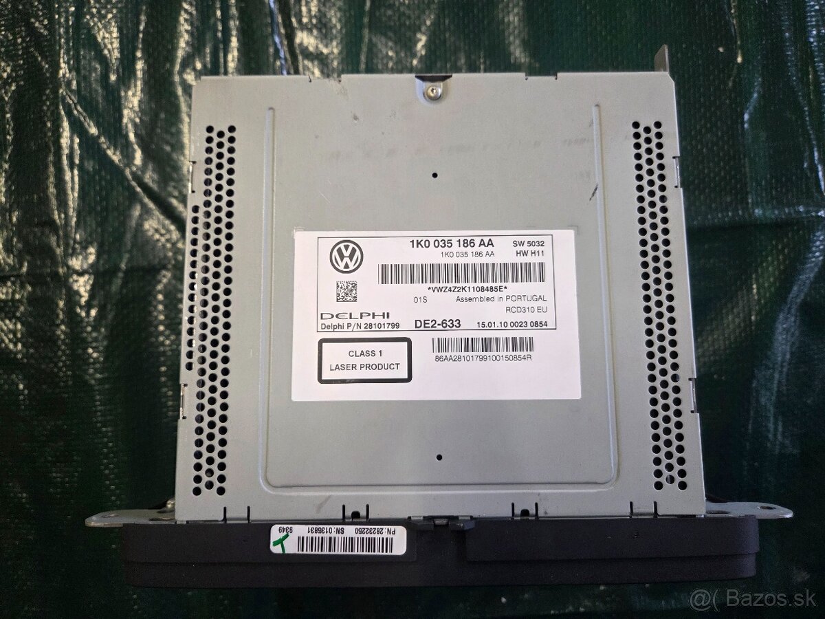 Predám original autorádio RCD310 Golf 6 - 2