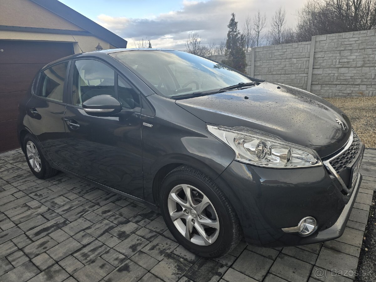 Predám Peugeot 208 1.2 benzín 45000km - 2